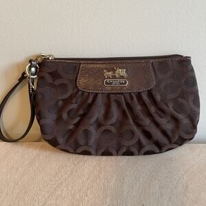 Coach Purse Clutch Madison Op Art CC Capacity Wristlet Brown Logo 41988